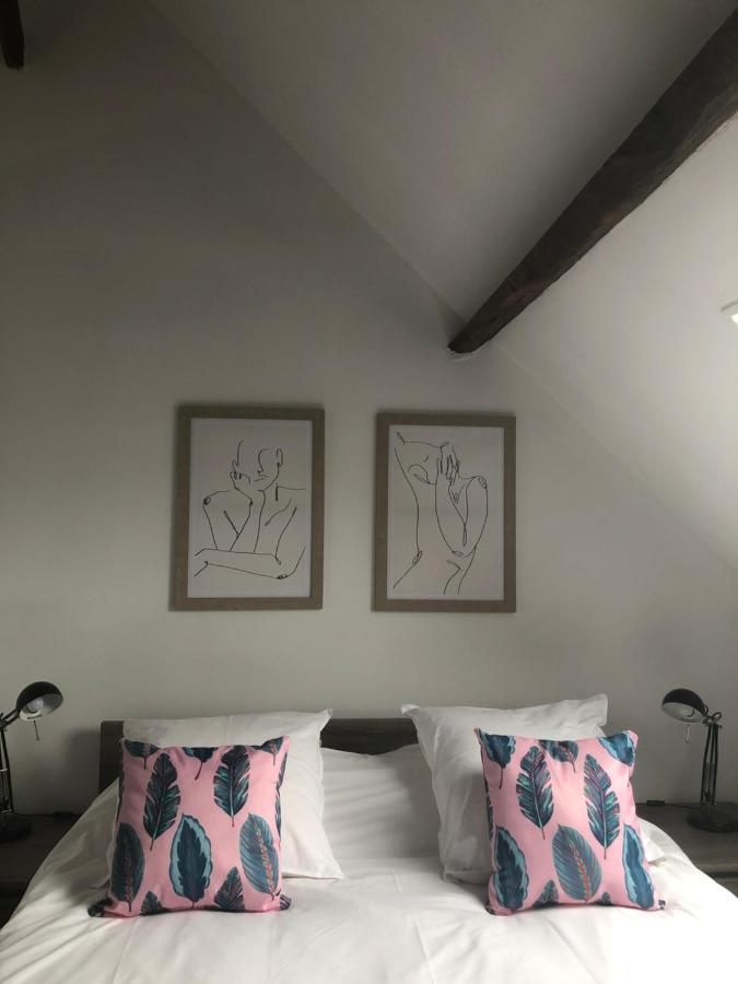 Saint-Martial-d'Albarede Ancien Relais De Poste The Old Post Office Bed & Breakfast エクステリア 写真